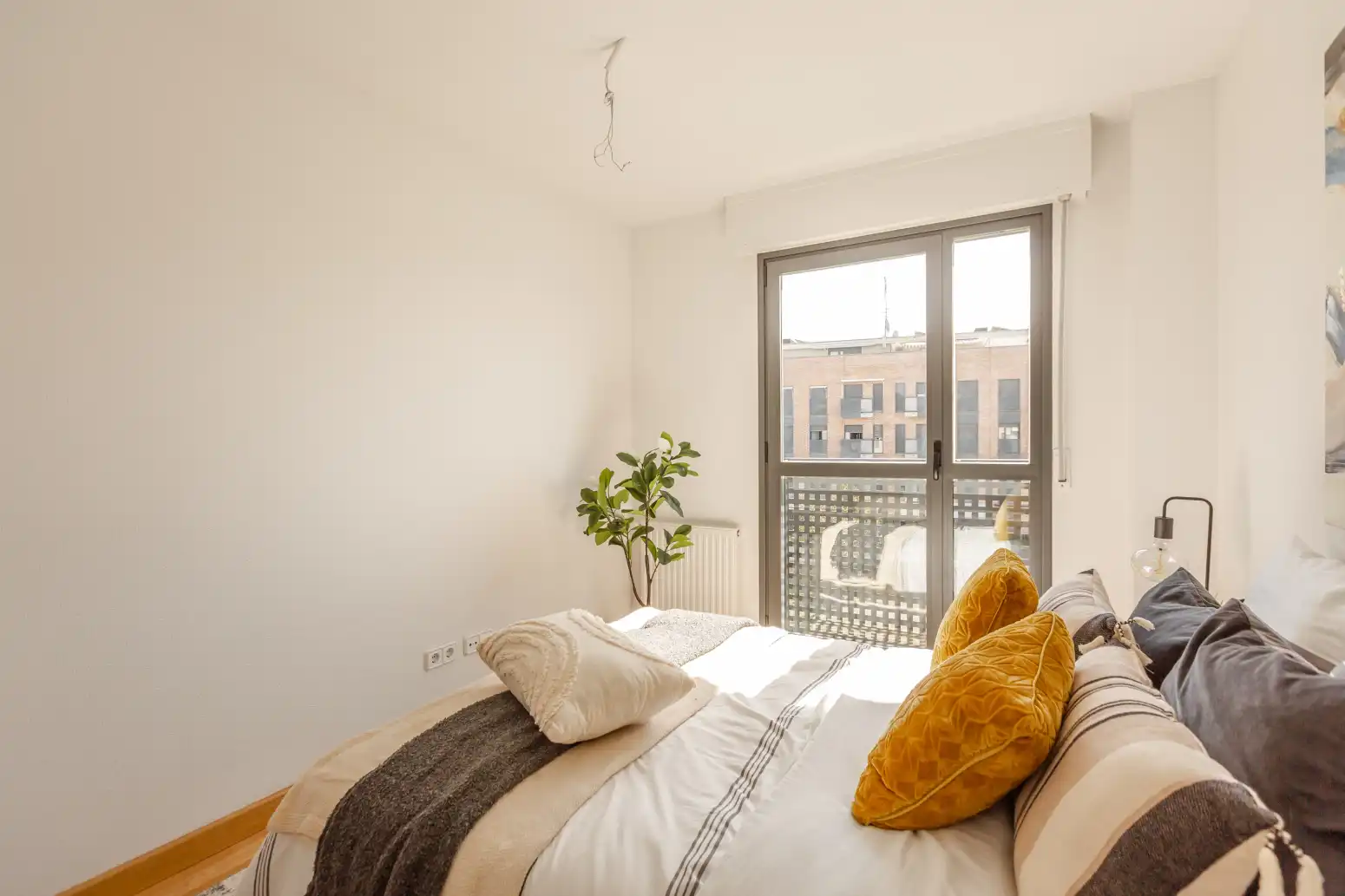 Habitación de Piso en venta en  Pamplona / Iruña con Calefacción, Jardín privado y Parquet