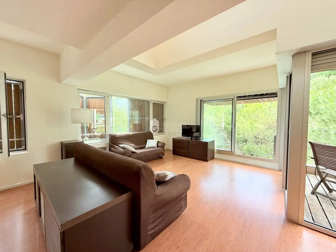 Sala d'estar de Casa o xalet de lloguer en Girona amb Aire condicionat, Calefacció i Jardí privat