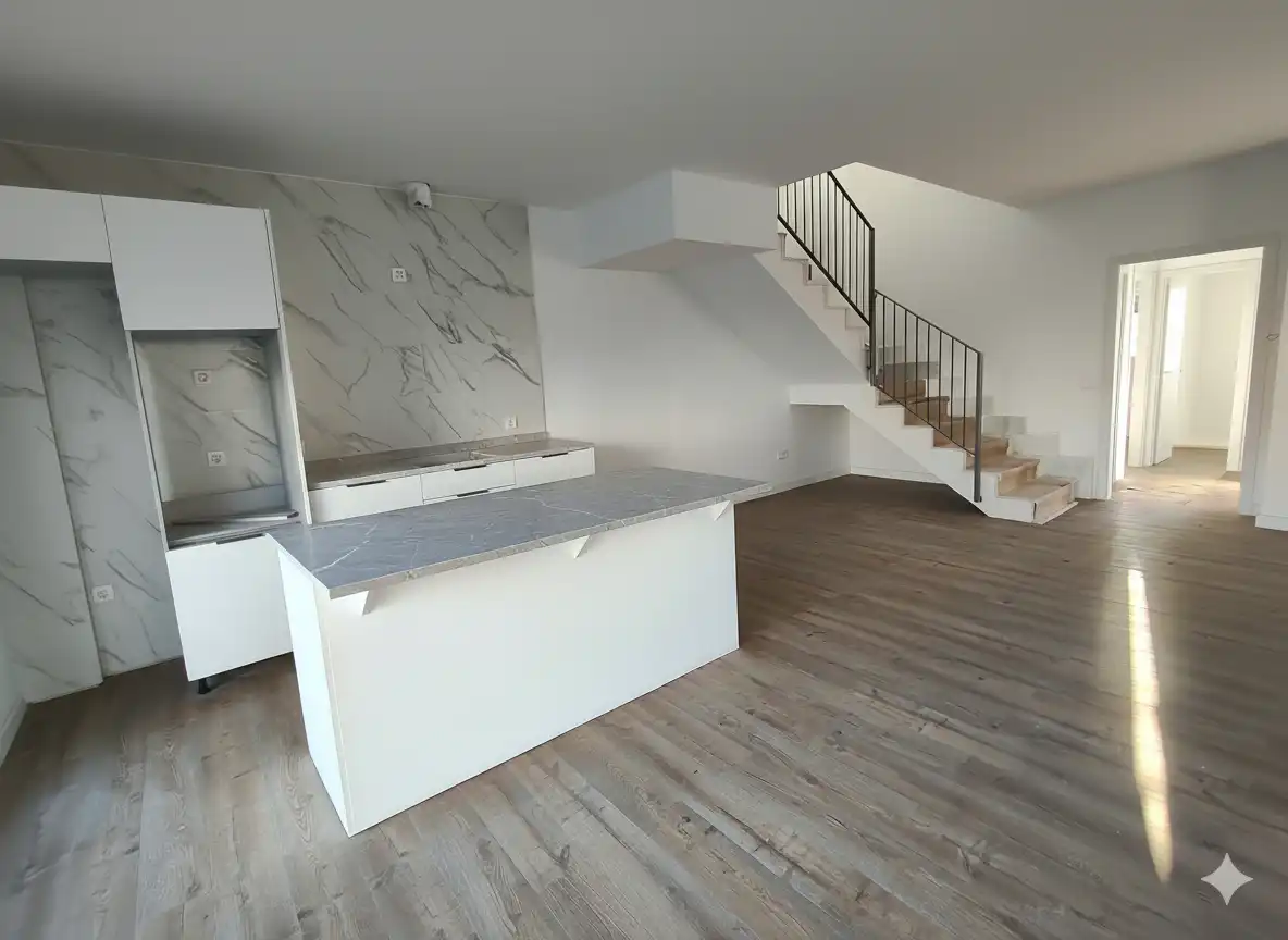 Detached homes for rent in Calle Fuente del Gitano, Casa Amarilla