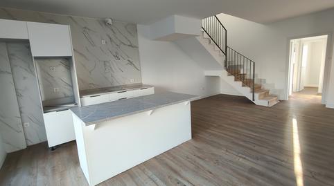 Foto 4 de Casa adosada de alquiler en Calle Fuente del Gitano, Casa Amarilla, Madrid