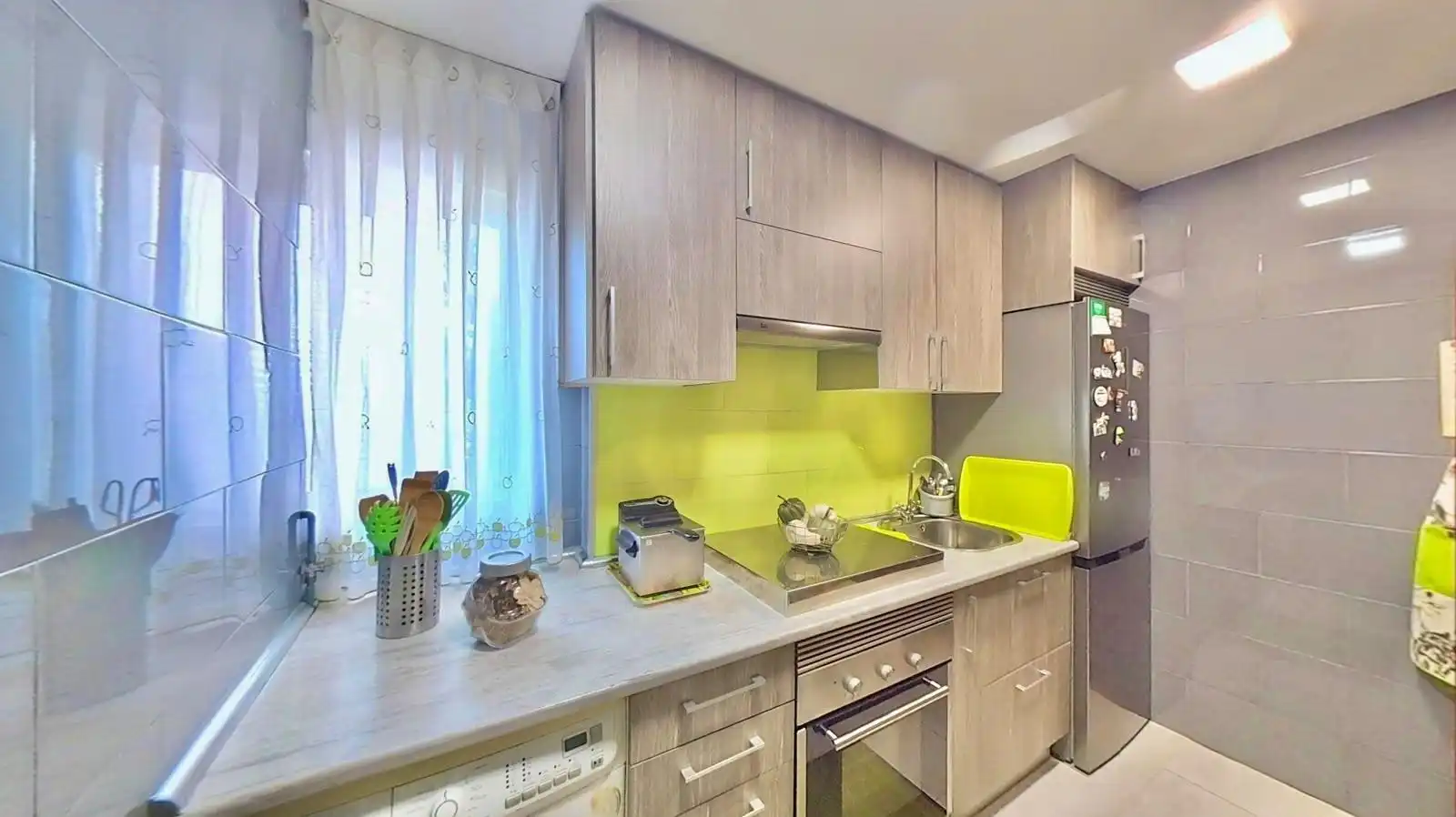 Cocina de Apartamento en venta en Alcorcón con Aire acondicionado, Calefacción y Terraza