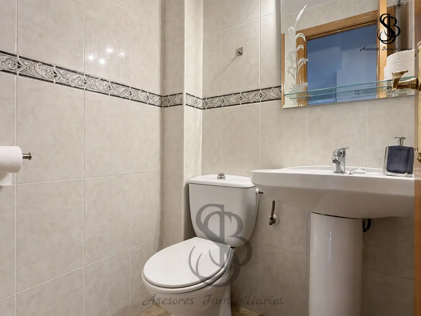 Baño de Casa adosada en venta en Busot con Aire acondicionado, Calefacción y Jardín privado