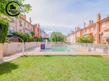 Casa amb piscina en venda a Ogíjares
