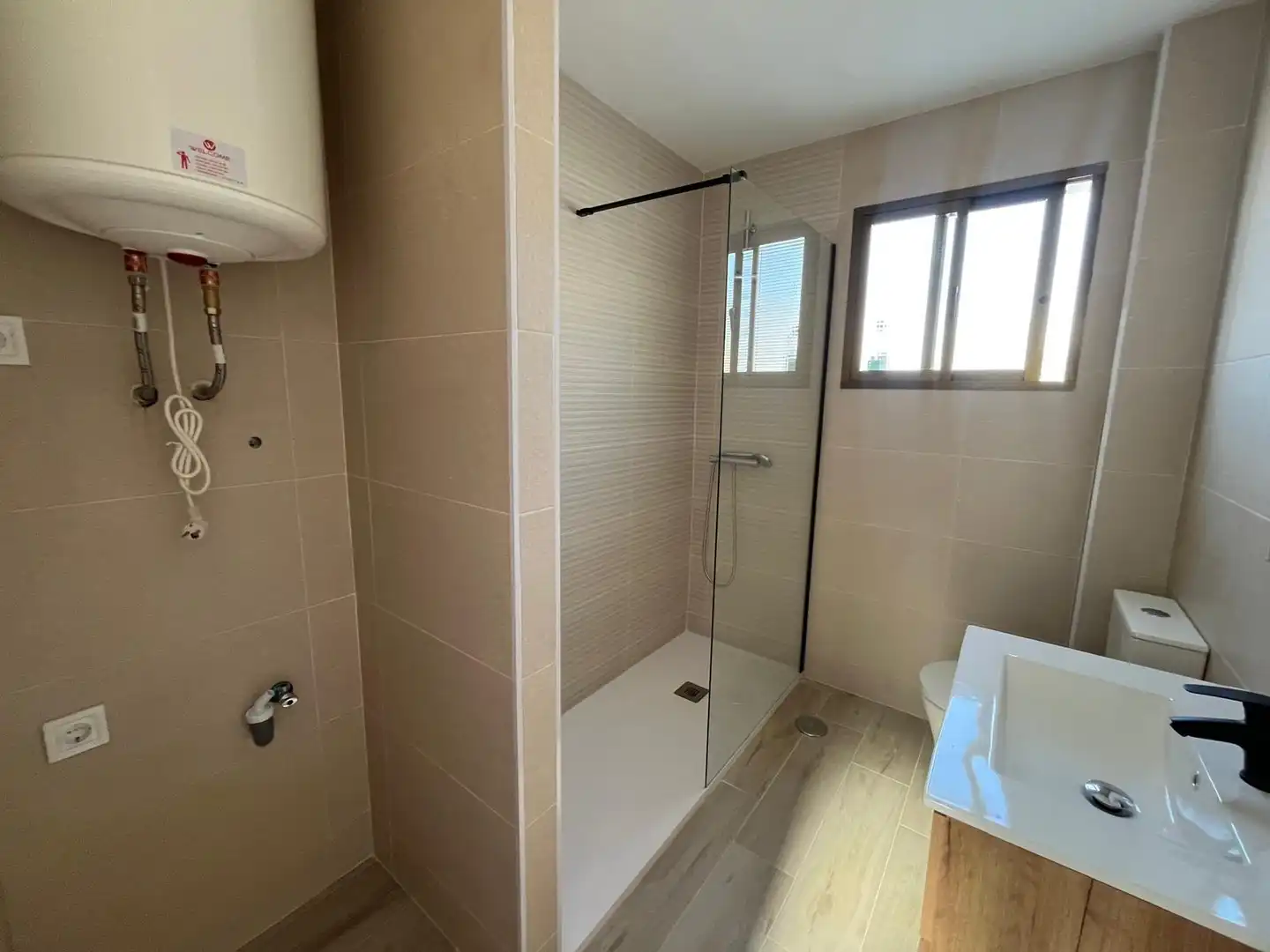 Bany de Pis en venda en Alhaurín El Grande amb Terrassa i Balcó