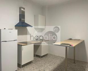 Cuina de Planta baixa de lloguer en  Sevilla Capital amb Aire condicionat