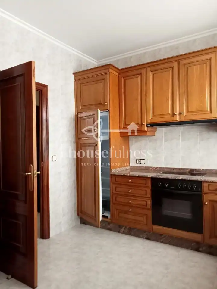 Cocina de Edificio en venta en Fene