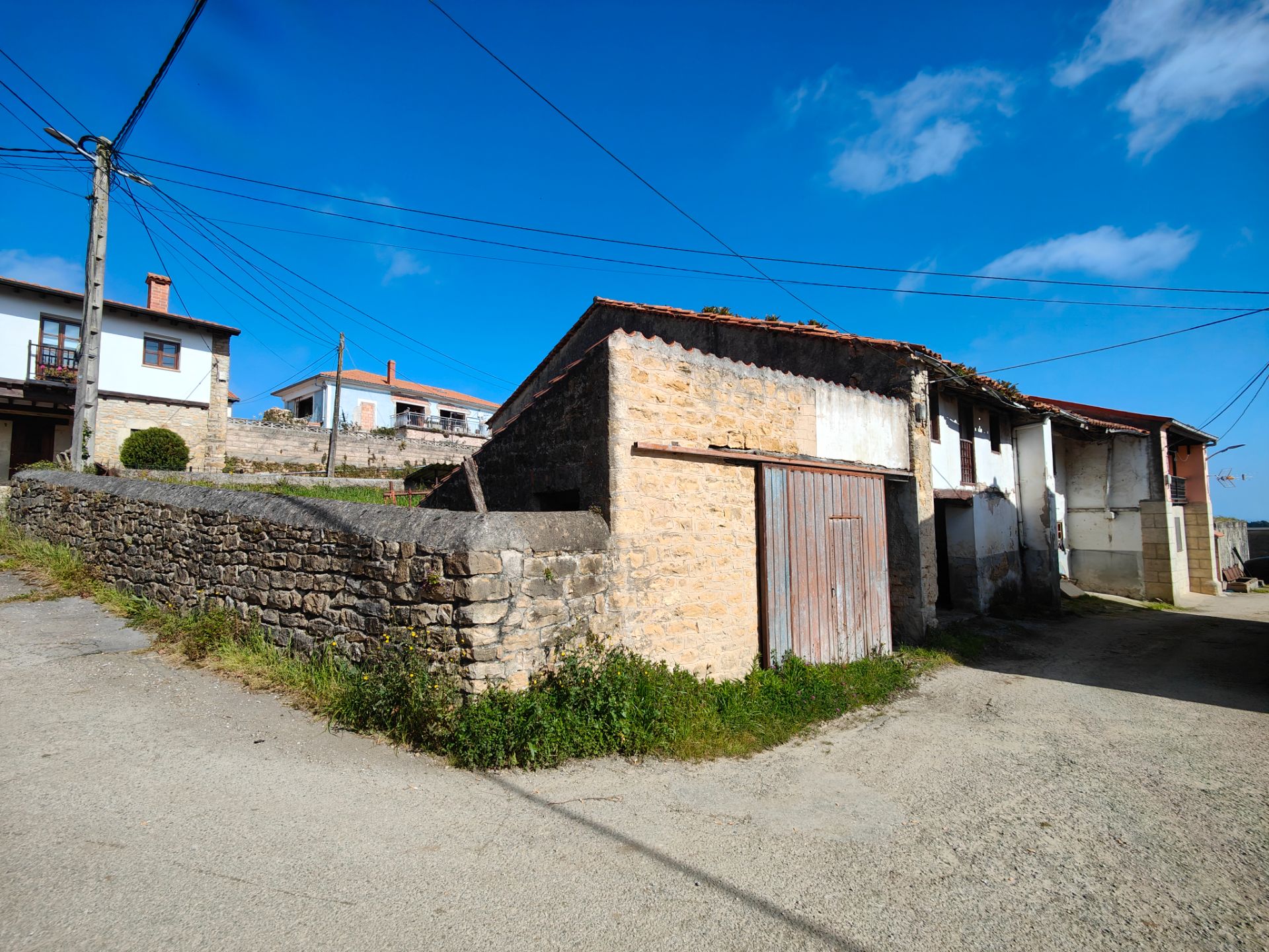 Exterior view of Country house for sale in Santillana del Mar