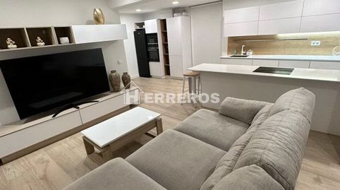 Foto 3 de Apartamento en venta en Juan XXIII, Gran Via, Logroño