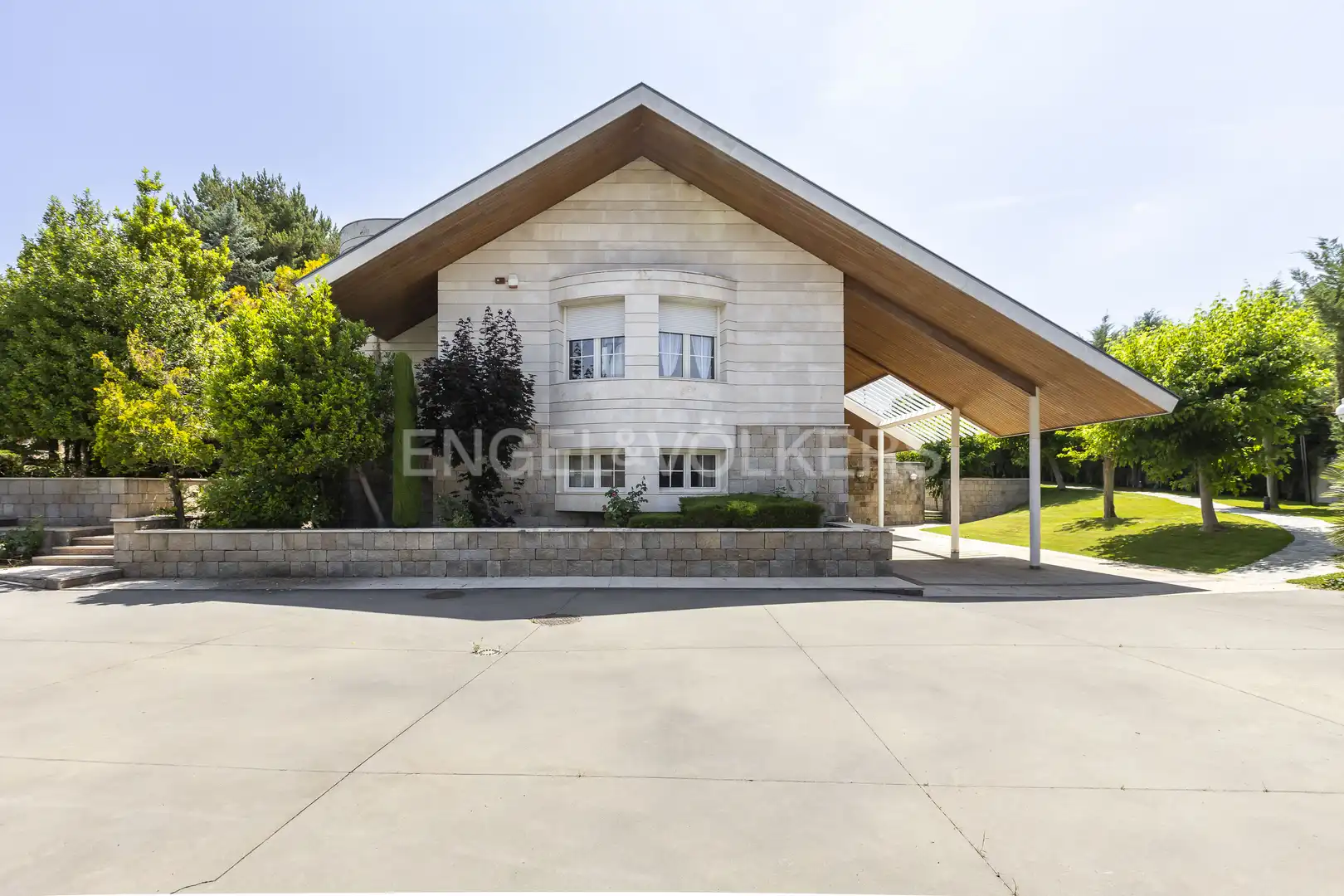 Vista exterior de Casa o chalet en venta en Algete con Aire acondicionado, Calefacción y Jardín privado