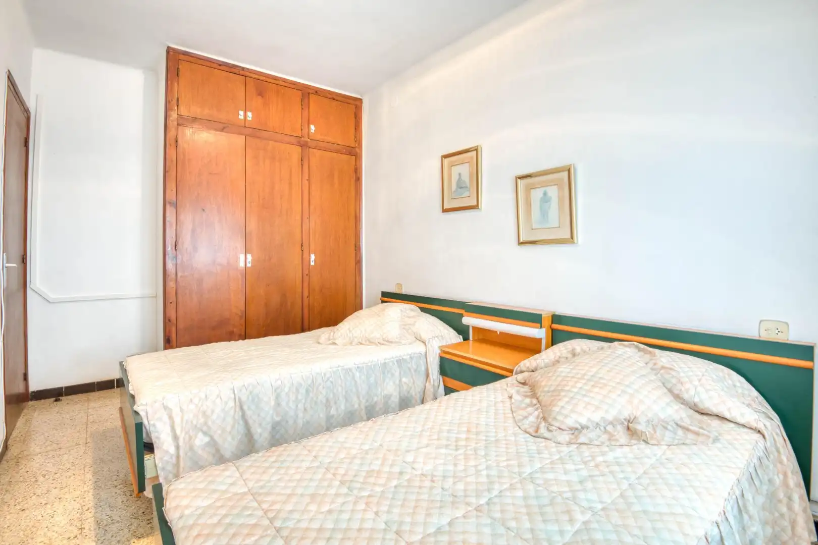 Habitación de Piso en venta en Sant Feliu de Guíxols con Calefacción y Balcón