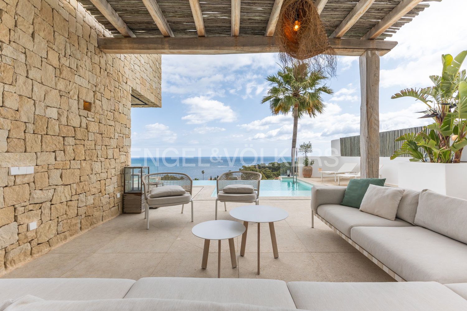 Terrassa de Casa o xalet en venda en Dénia amb Aire condicionat, Calefacció i Jardí privat
