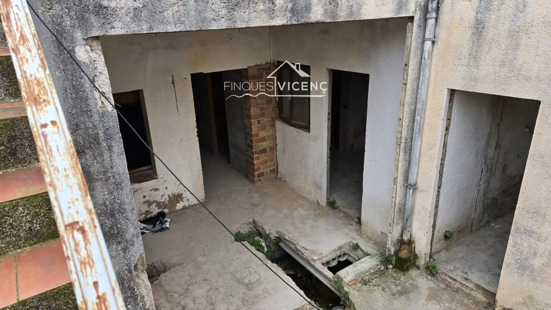 Houses for sale in Santa Oliva