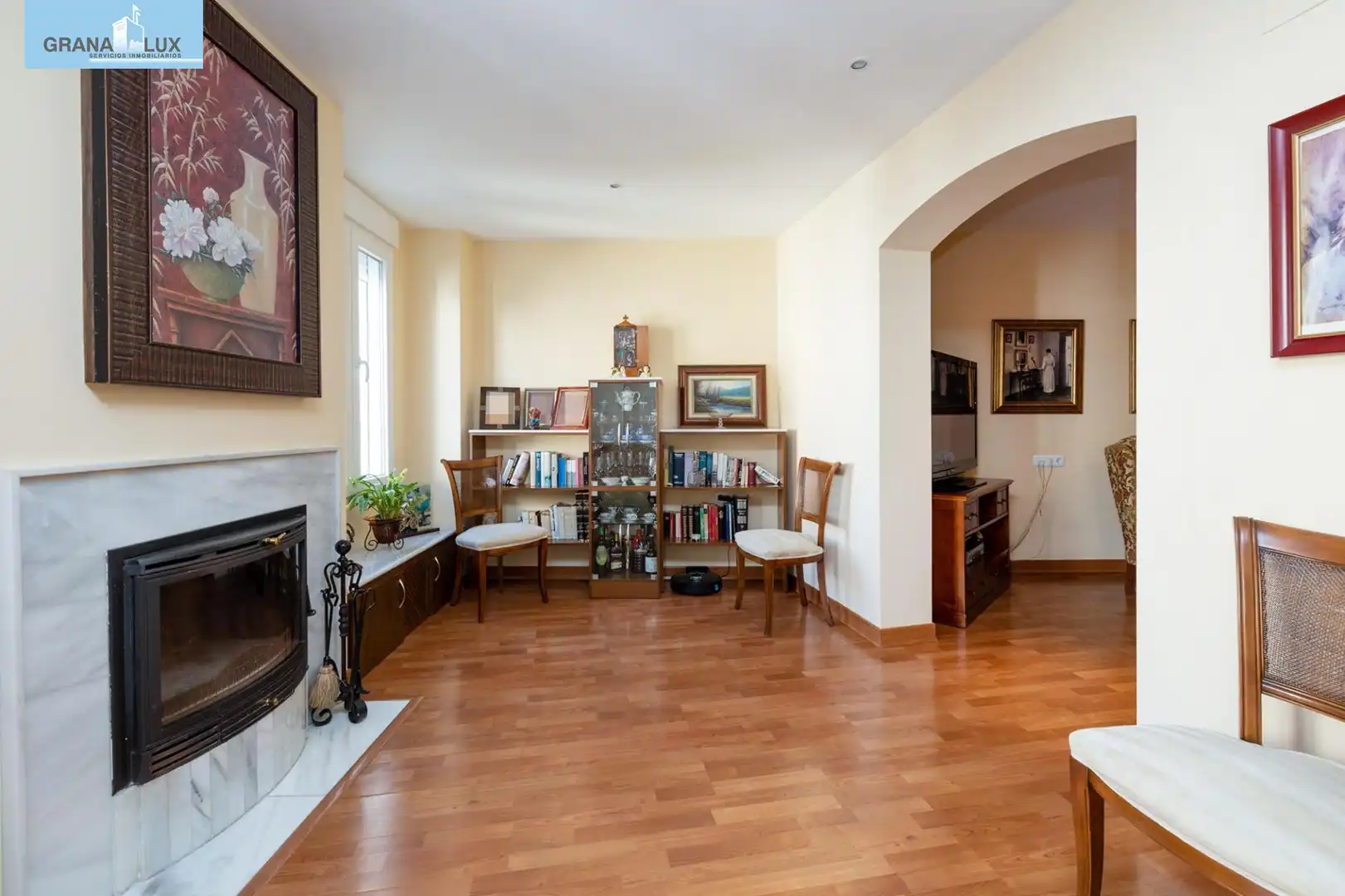 Sala d'estar de Casa adosada en venda en Loja amb Aire condicionat, Calefacció i Parquet