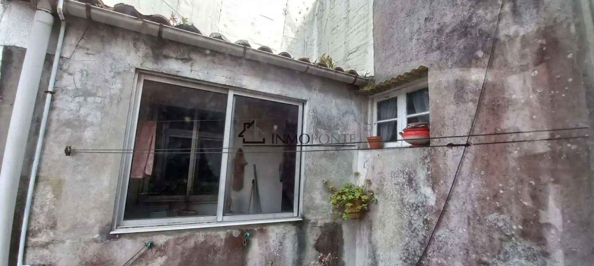 Vista exterior de Pis en venda en Pontevedra Capital 