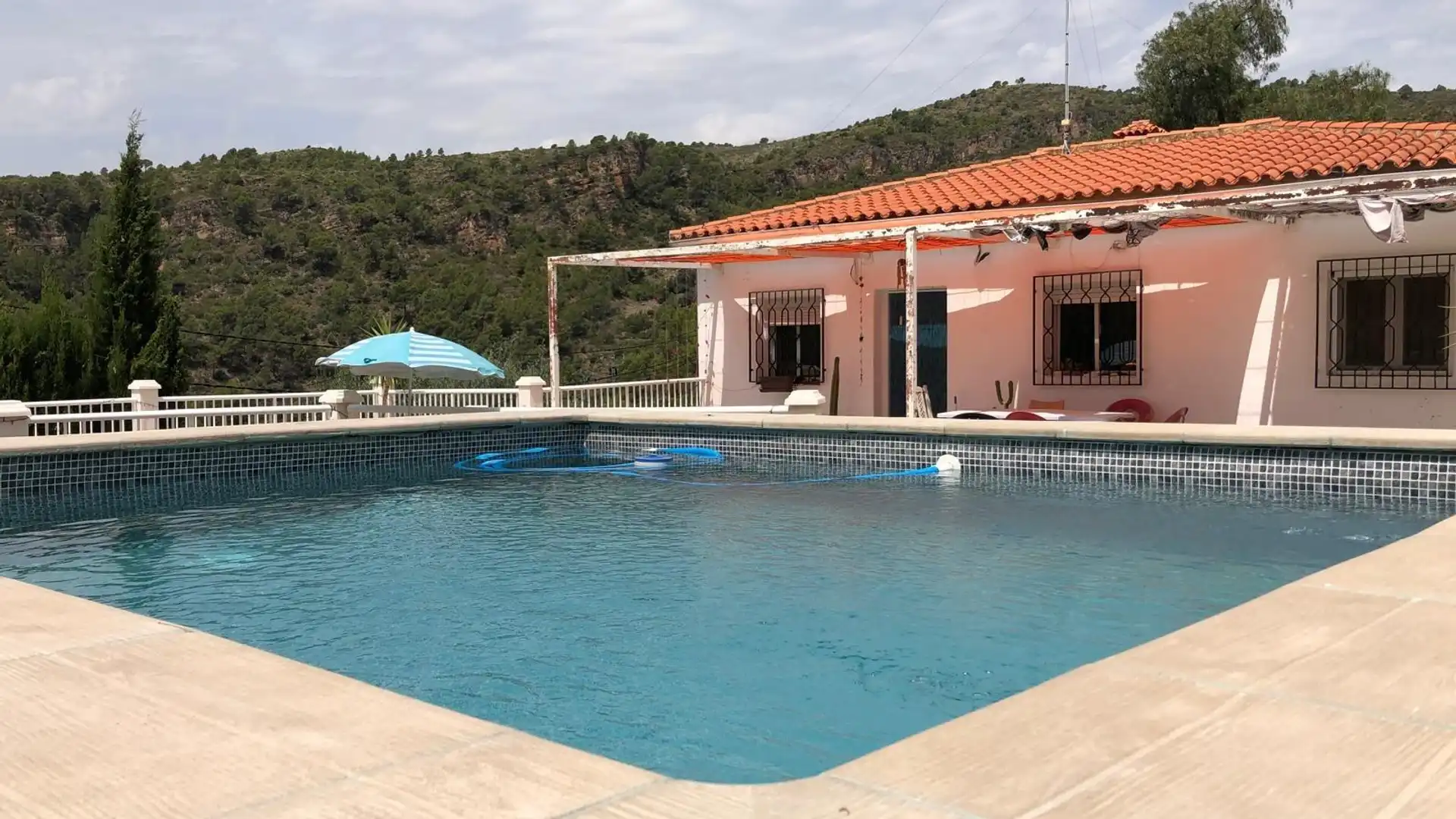 Piscina de Casa o chalet en venta en Marines con Jardín privado, Terraza y Trastero