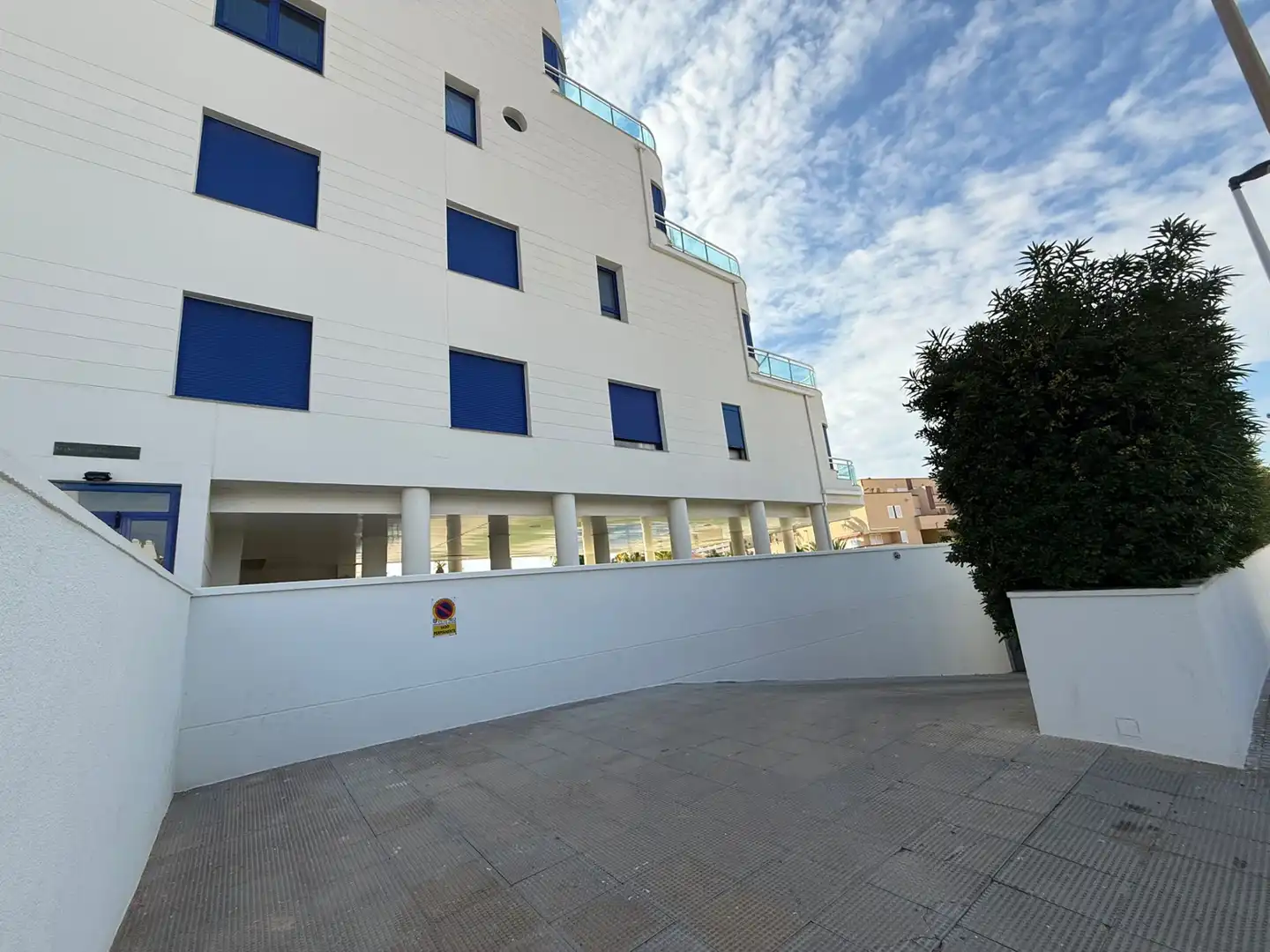Vista exterior de Pis en venda en La Manga del Mar Menor