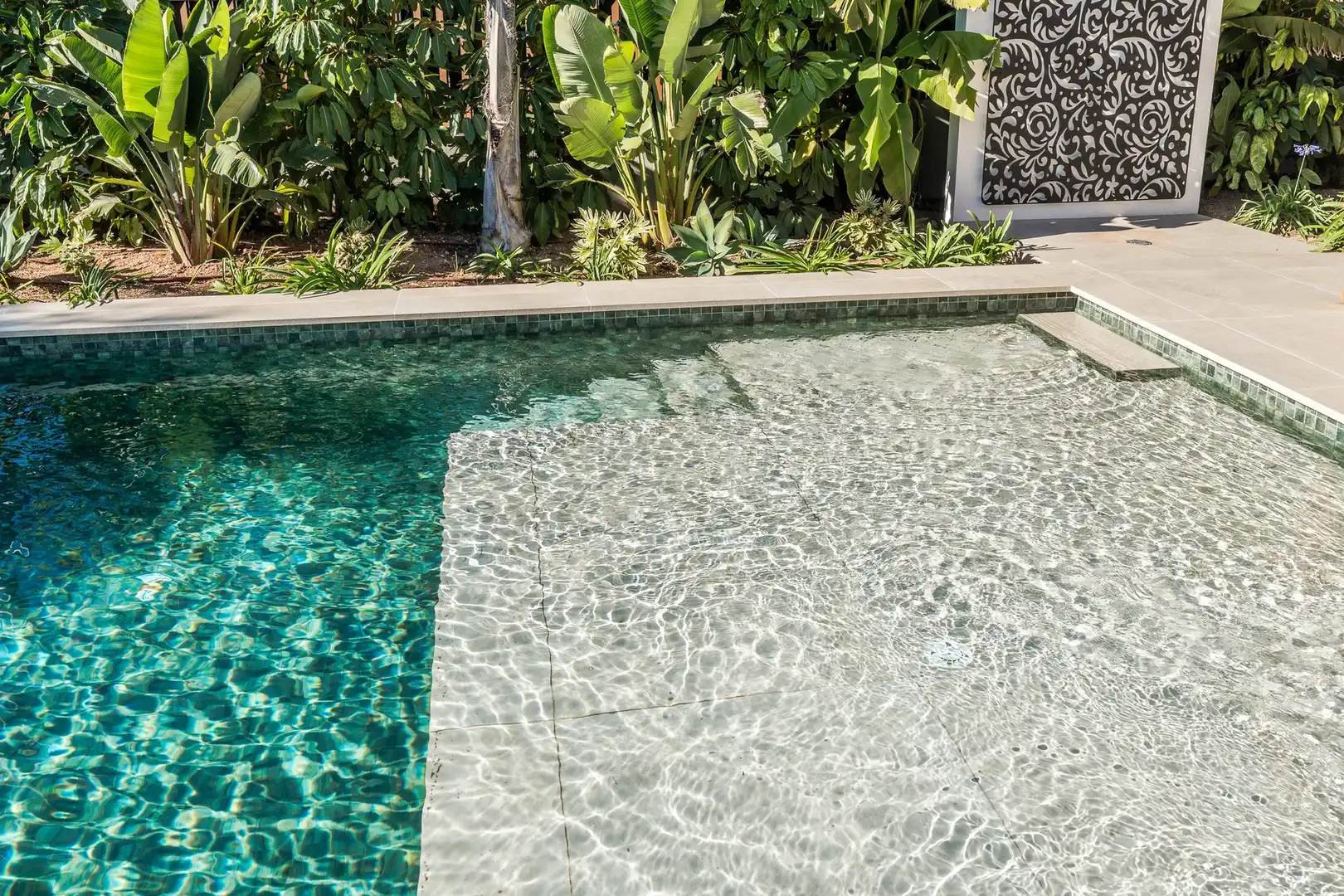 Swimming pool of Houses for sale in Jávea / Xàbia  with Air Conditioner, Heating and Private garden