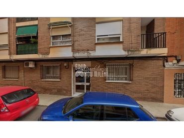 Appartamento con balcone in vendita a Calle Bilbao