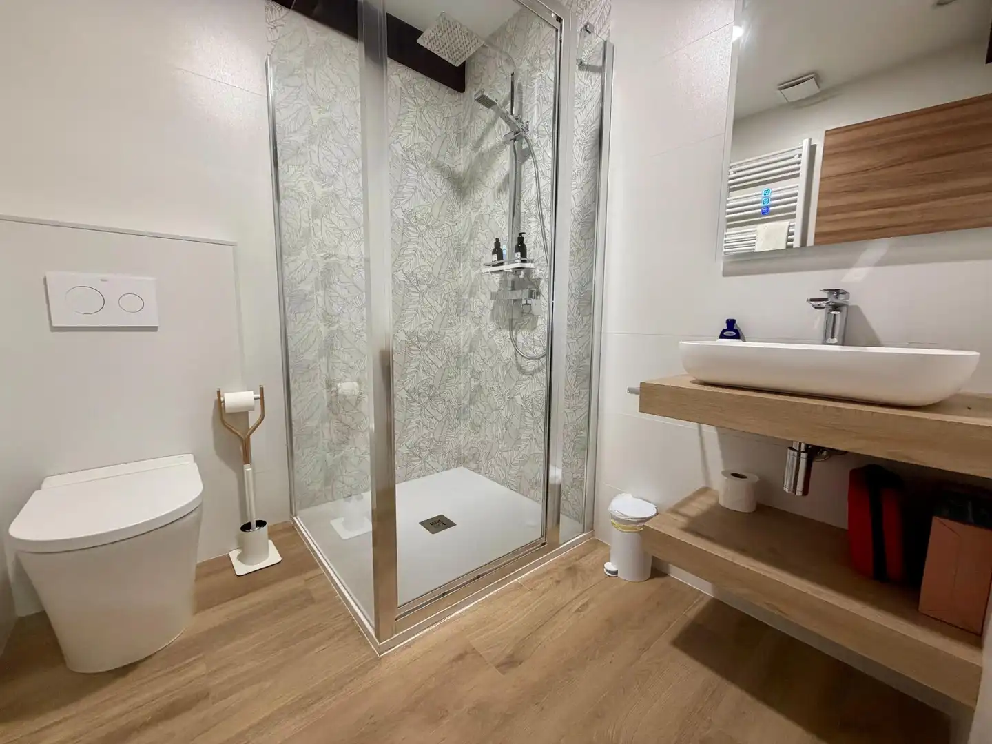 Badezimmer von Maisonette zur Miete in Miengo mit Heizung, Privatgarten und Terrasse