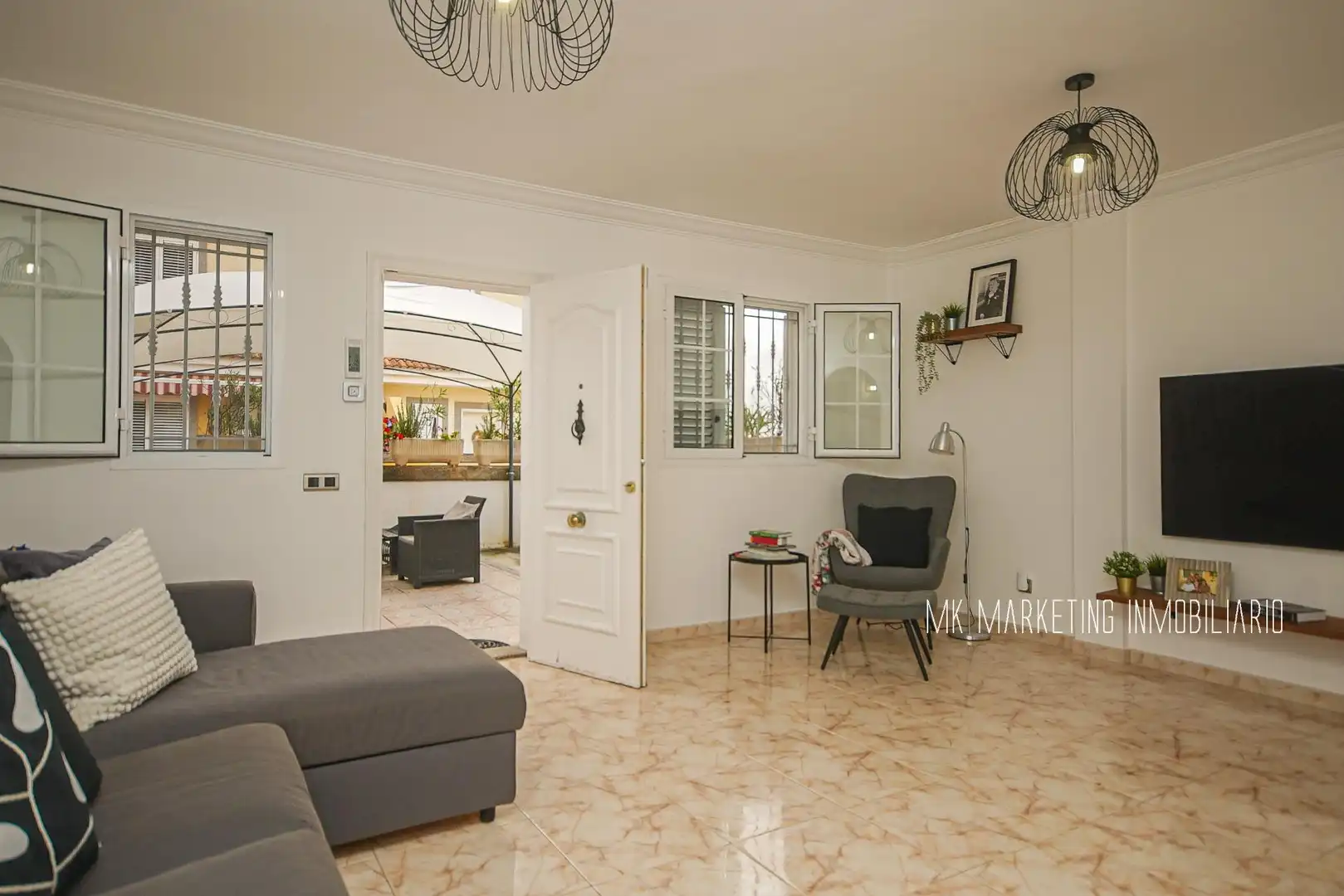 Sala de estar de Casa adosada en venta en Las Palmas de Gran Canaria con Jardín privado y Terraza
