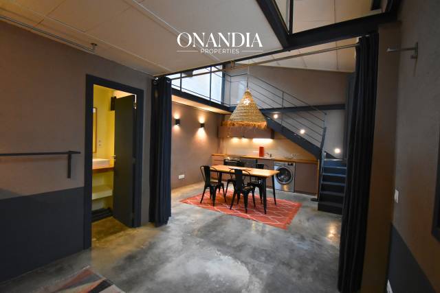 Casa adosada en Venta en El Camp de l'Arpa del Clot