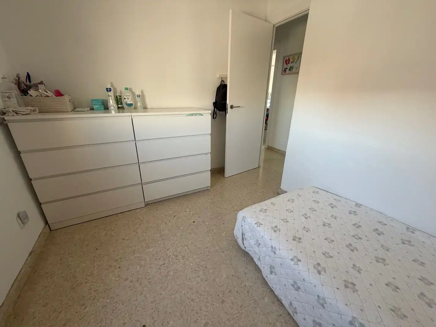 Dormitori de Pis en venda en Torremolinos amb Aire condicionat, Terrassa i Piscina comunitària