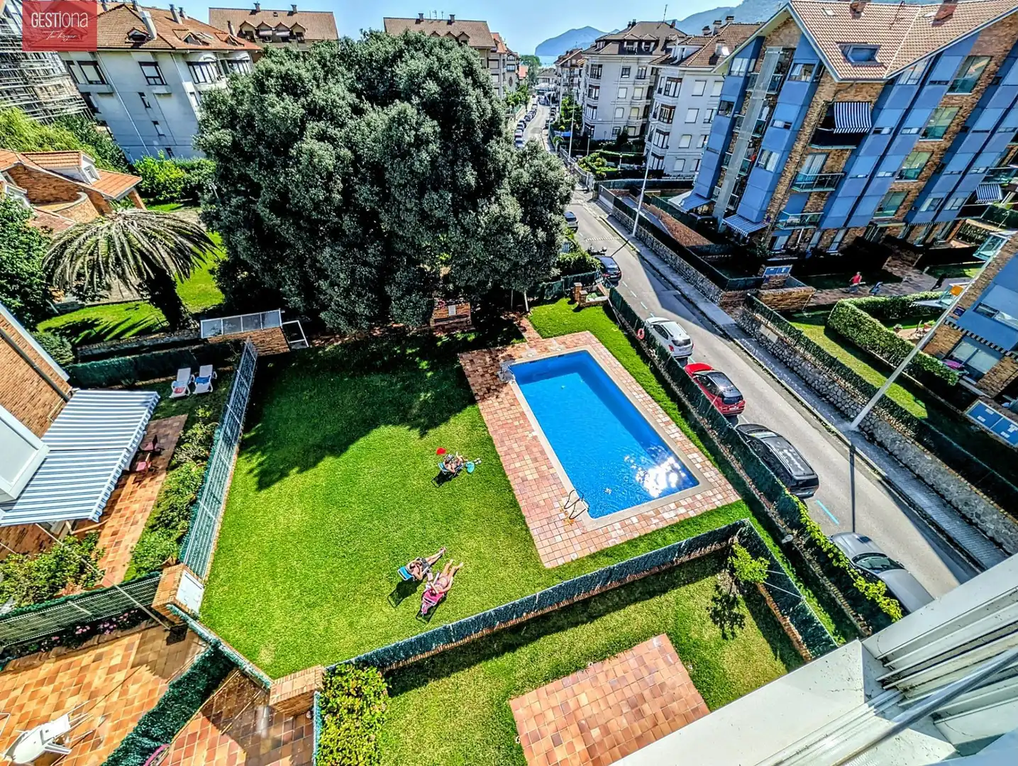 Piscina de Ático en venta en Noja con Calefacción, Terraza y Piscina comunitaria