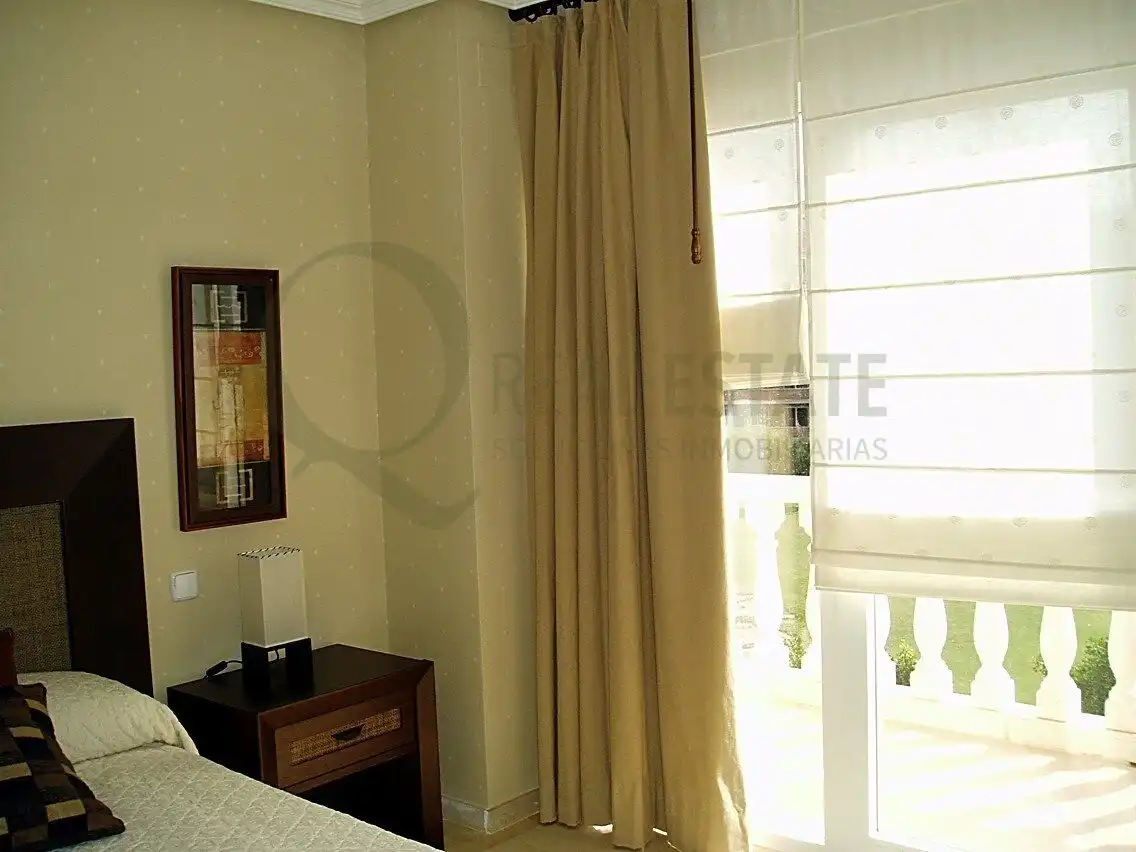 Chalet con terraza en alquiler en Playa de San Juan - El Cabo de las Huertas, imagen 25