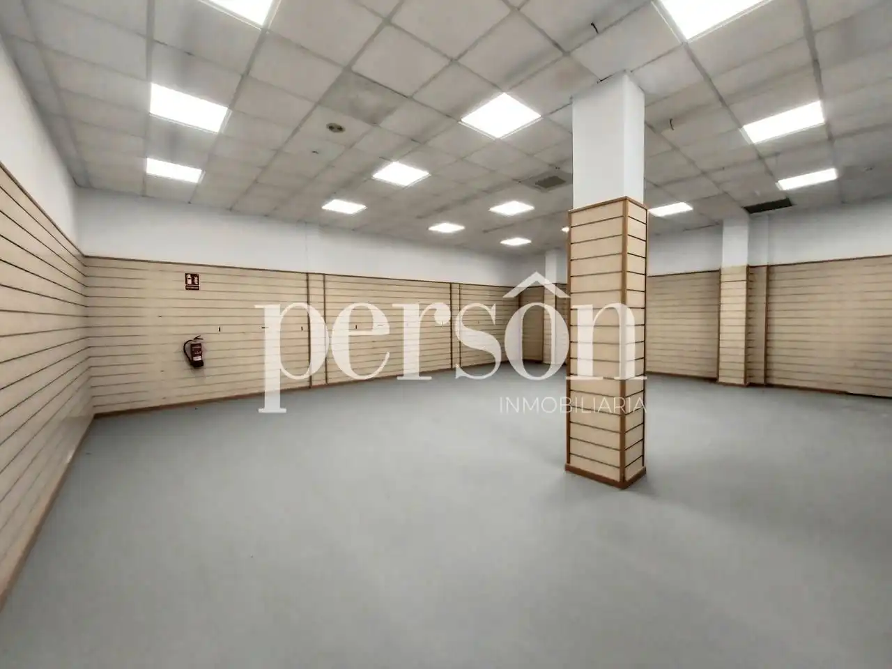 Local de alquiler en  Valencia Capital con Aire acondicionado