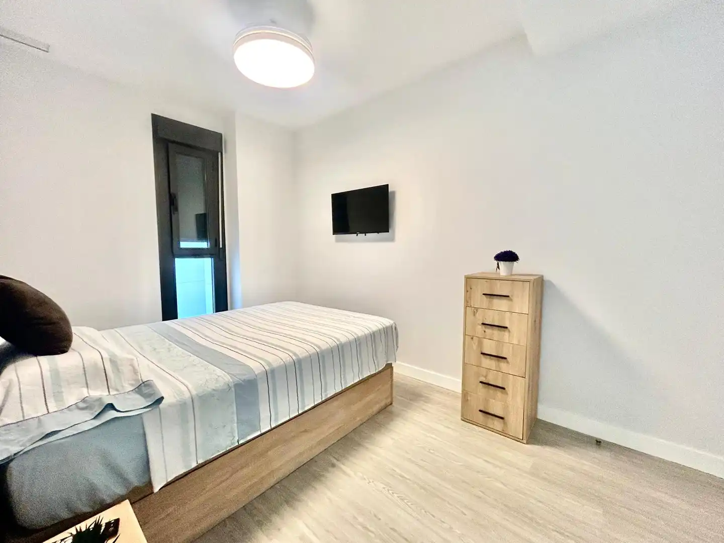 Habitación de Piso en venta en Almería con Aire acondicionado, Calefacción y Parquet