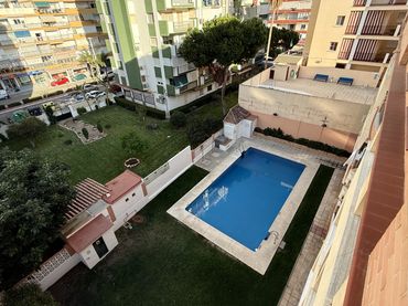 Appartamento con balcone in affitto a Calle Infantes 31