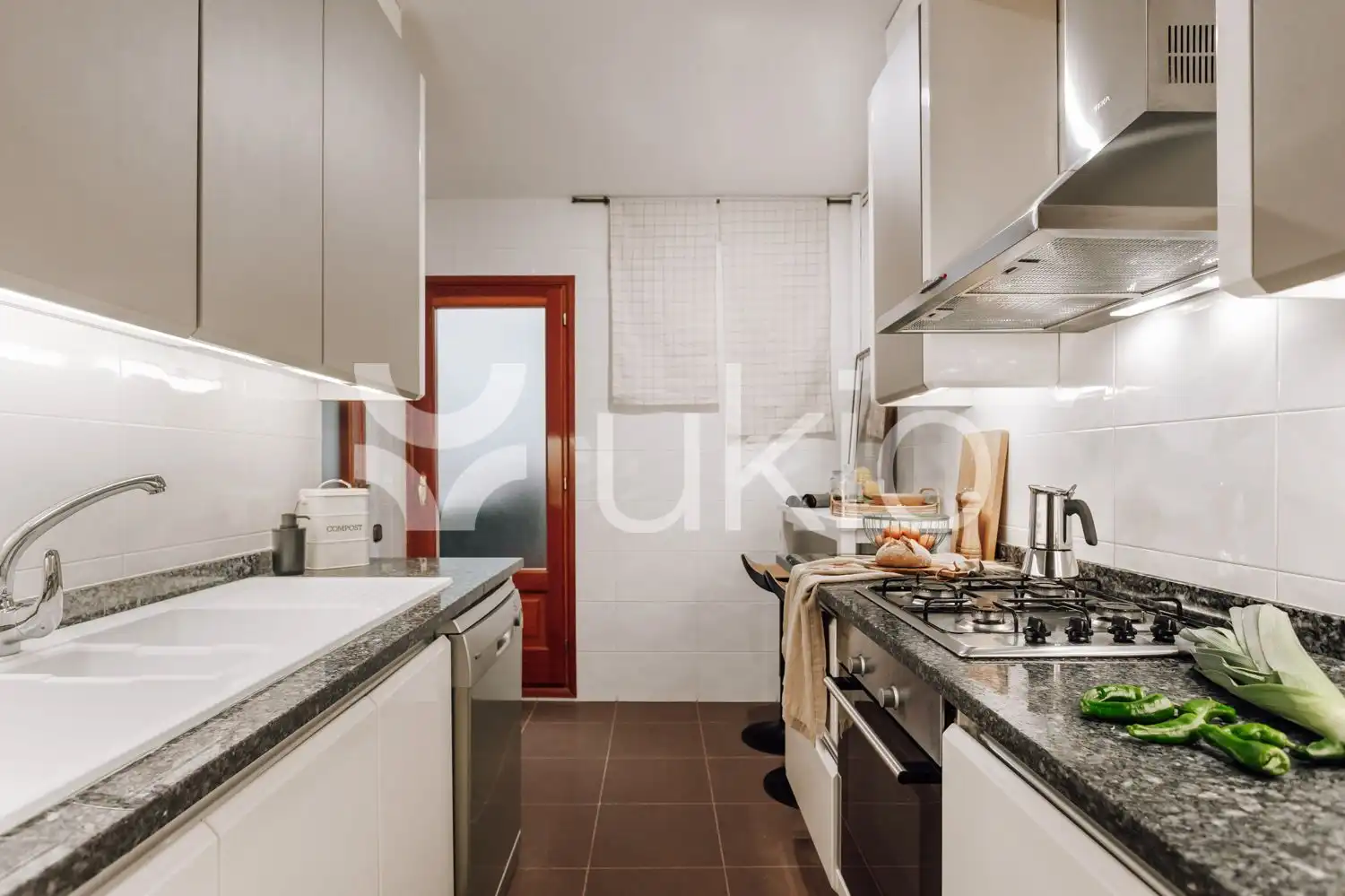 Kitchen of Apartments for rent in Barcelona  with Storage room, Furnished and Washing machine