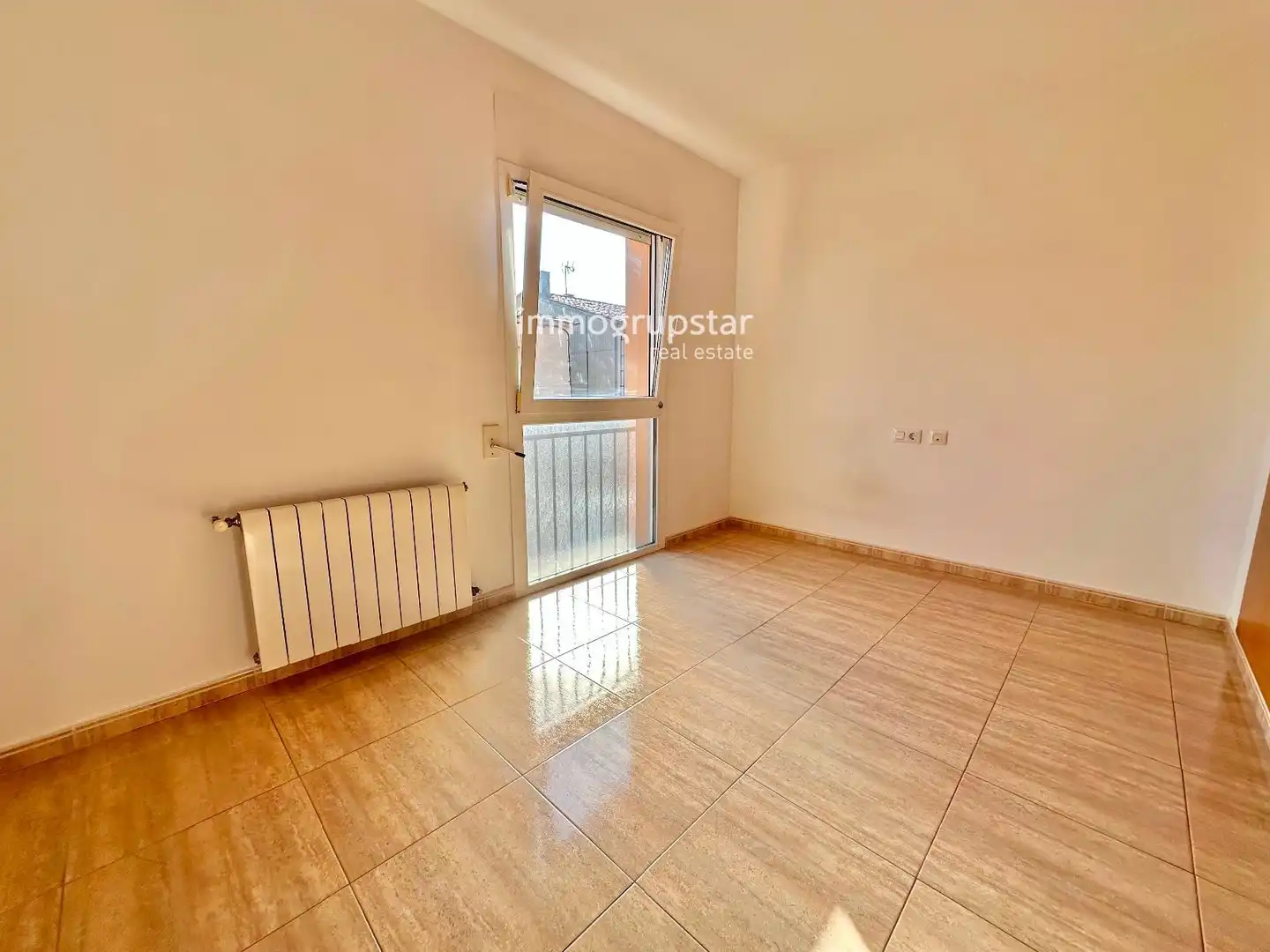 Habitación de Dúplex en venta en Palamós con Calefacción, Terraza y Balcón