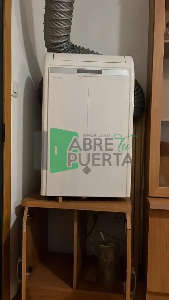 Vista exterior de Piso de alquiler en Ourense Capital  con Calefacción, Trastero y Amueblado