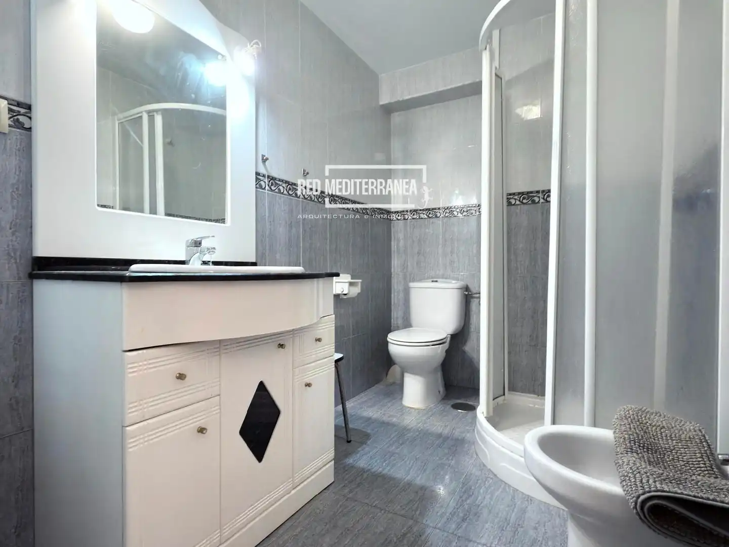 Badezimmer von Wohnungen zum Verkauf in Gandia mit Klimaanlage, Heizung und Terrasse