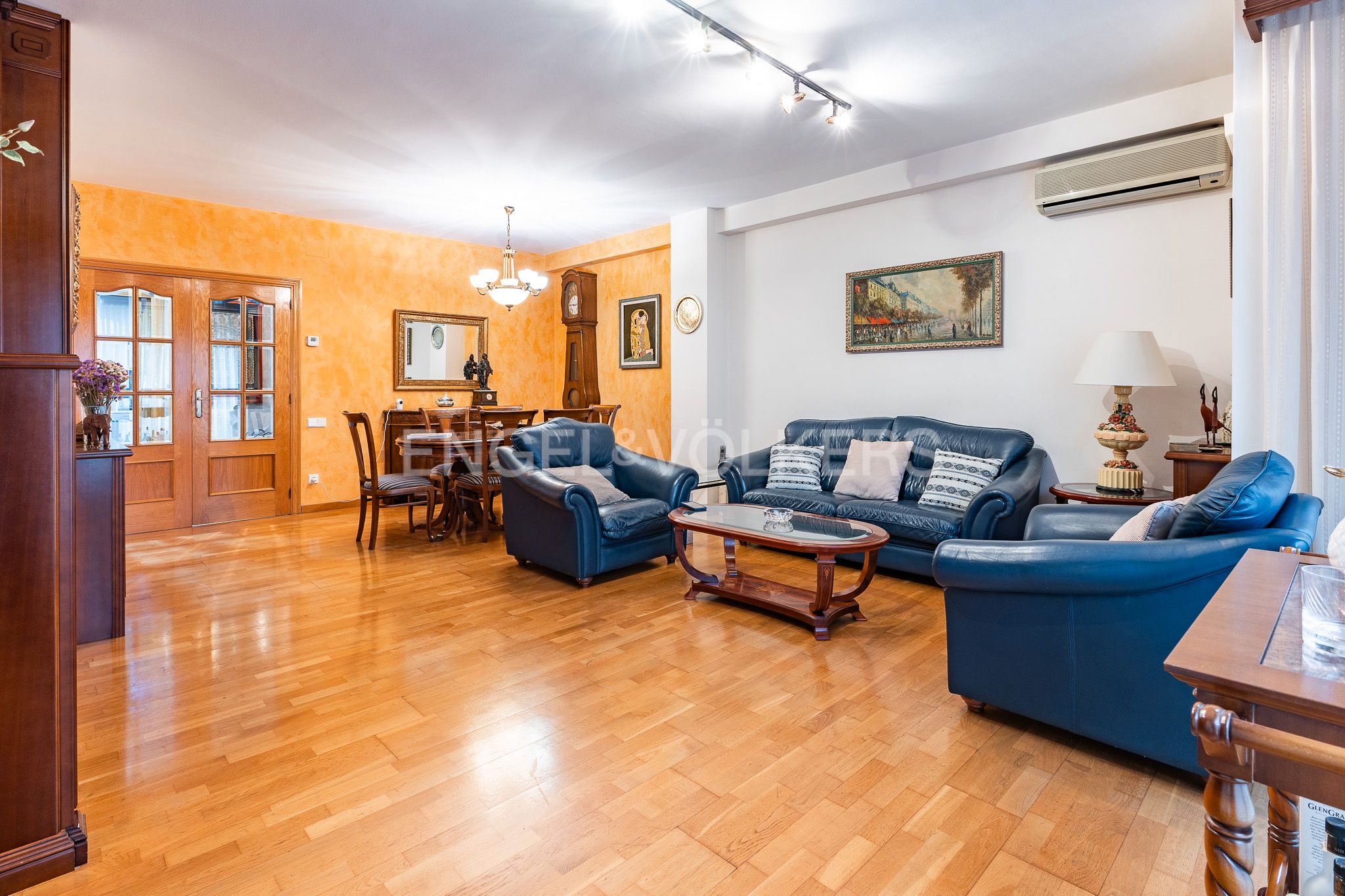 Living room of Apartment for sale in  Barcelona Capital  with Air Conditioner, Heating and Terrace