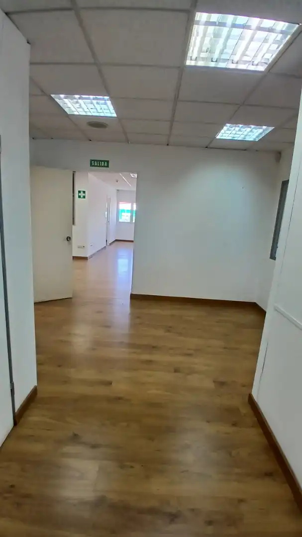 Büro zur Miete in Collado Villalba mit Klimaanlage und Heizung