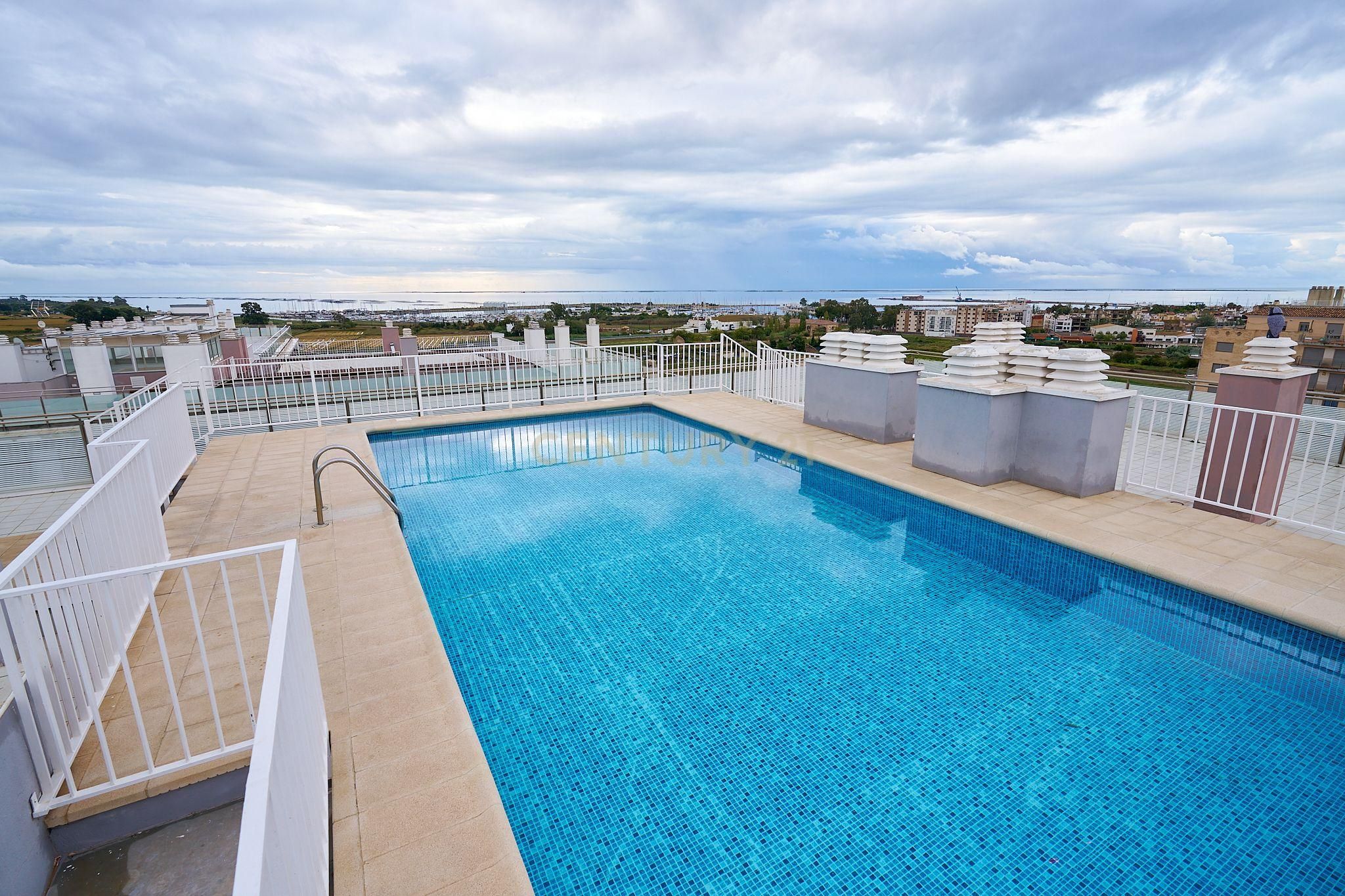 Schwimmbecken von Wohnungen zum verkauf in Sant Carles de la Ràpita mit Klimaanlage, Abstellraum und Balkon