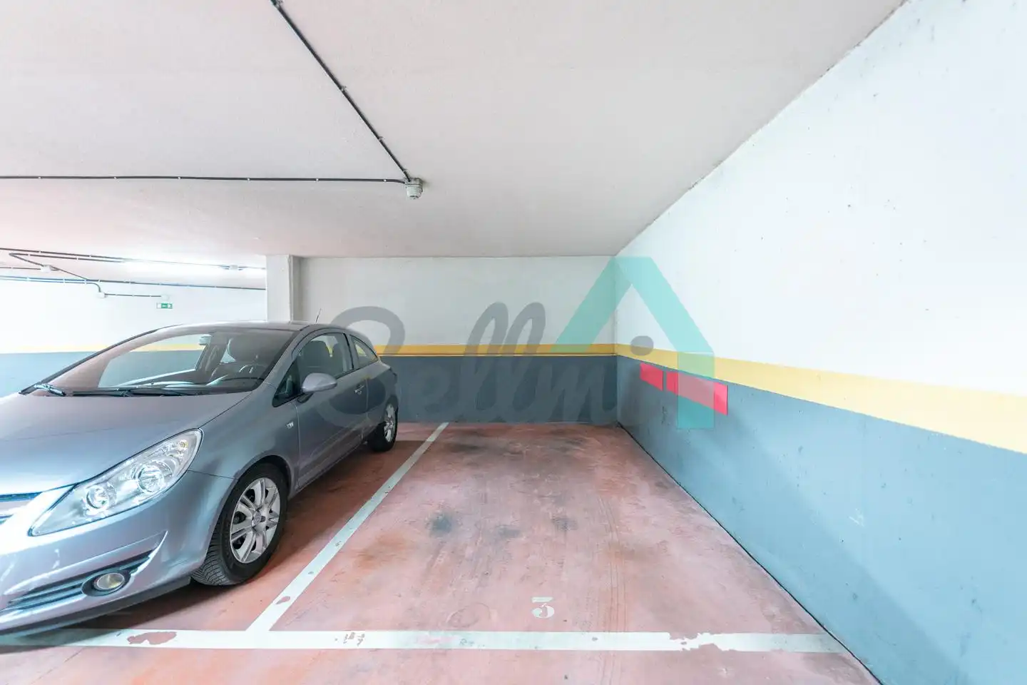 Parking of Flat for rent in Oviedo   with Heating, Parquet flooring and Storage room