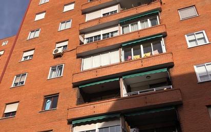 Exterior view of Flat for sale in  Madrid Capital