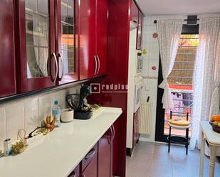 Cuina de Pis en venda en  Madrid Capital amb Aire condicionat, Calefacció i Terrassa