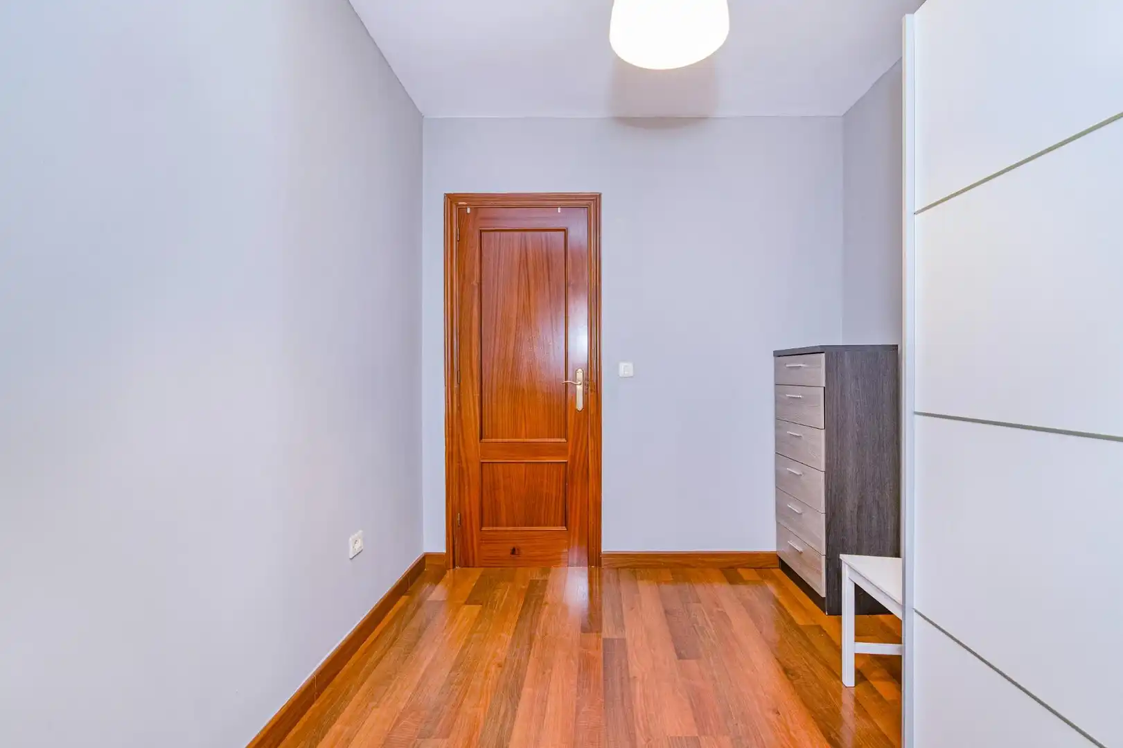 Piso en venta en La Zubia con Aire acondicionado y Amueblado