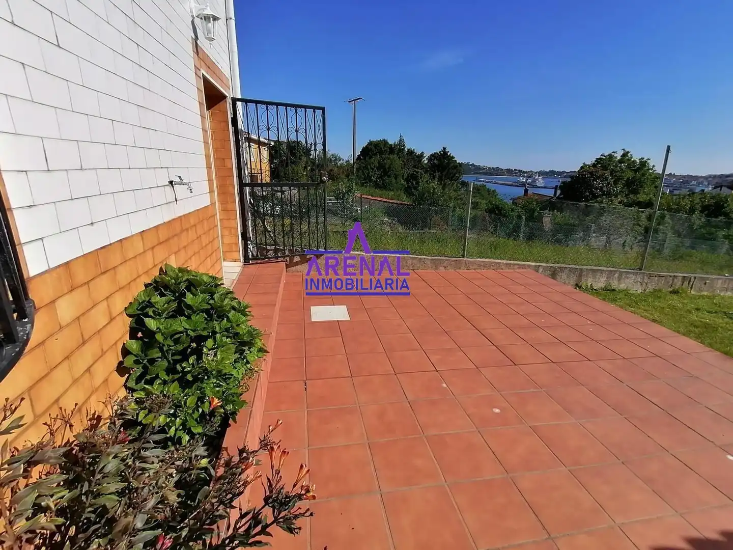 Jardí de Casa o xalet en venda en A Pobra do Caramiñal amb Calefacció, Jardí privat i Terrassa