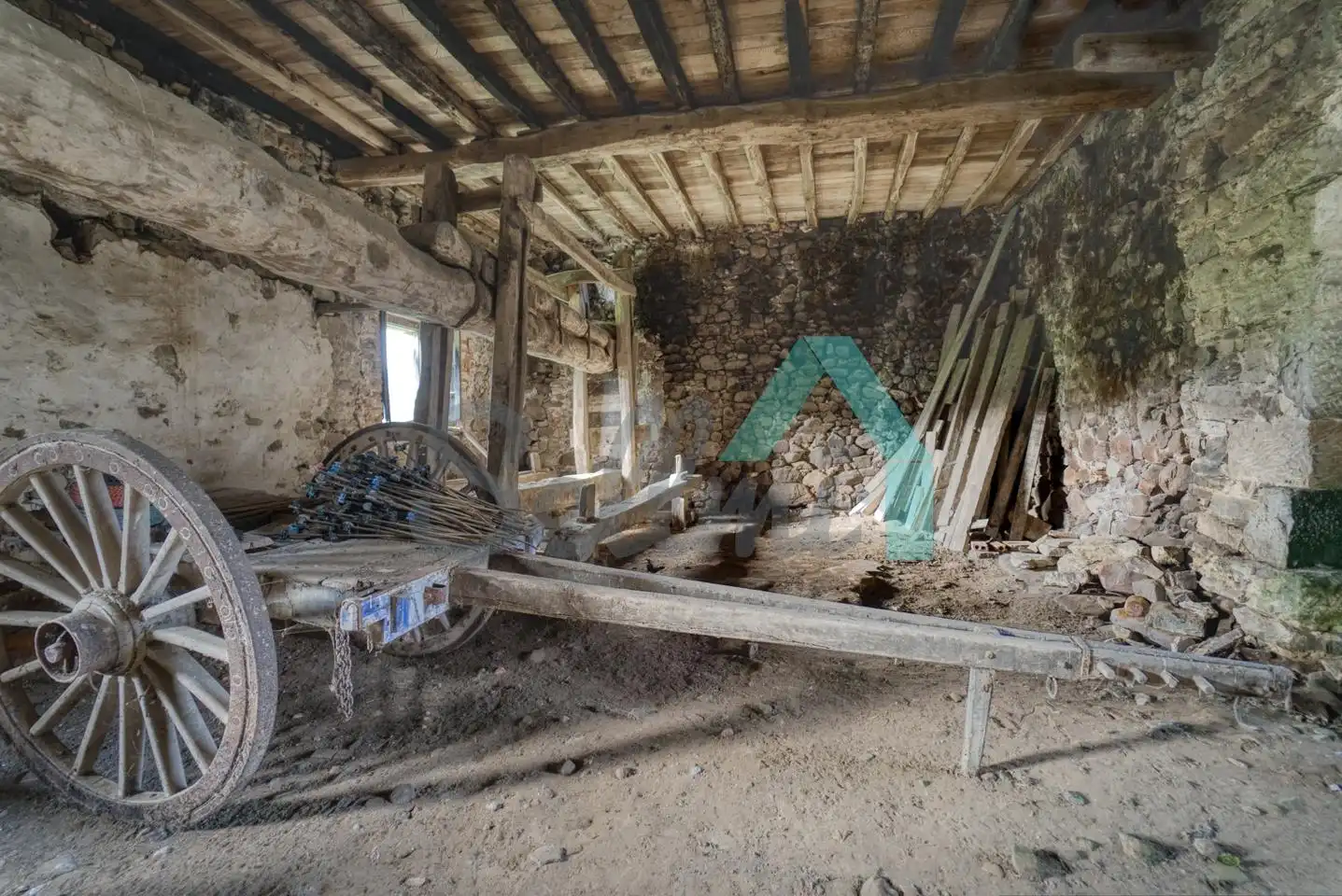 Casa o xalet en venda a Llamas, Salas