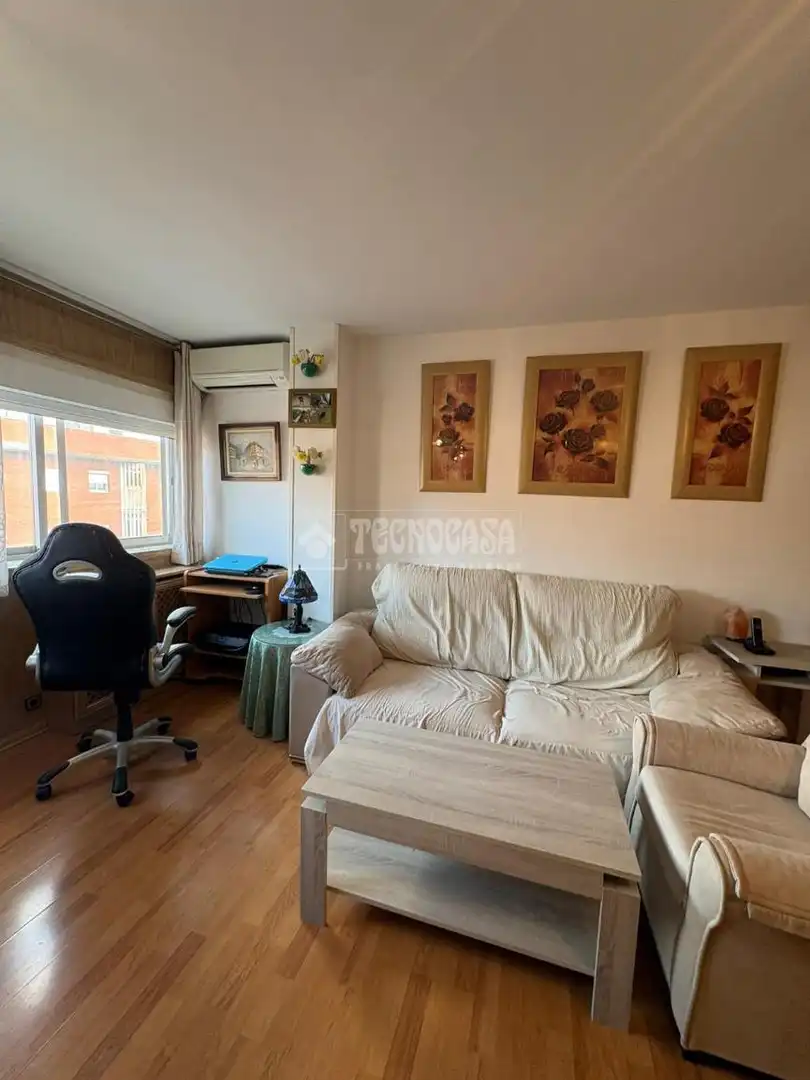 Sala de estar de Piso en venta en Madrid