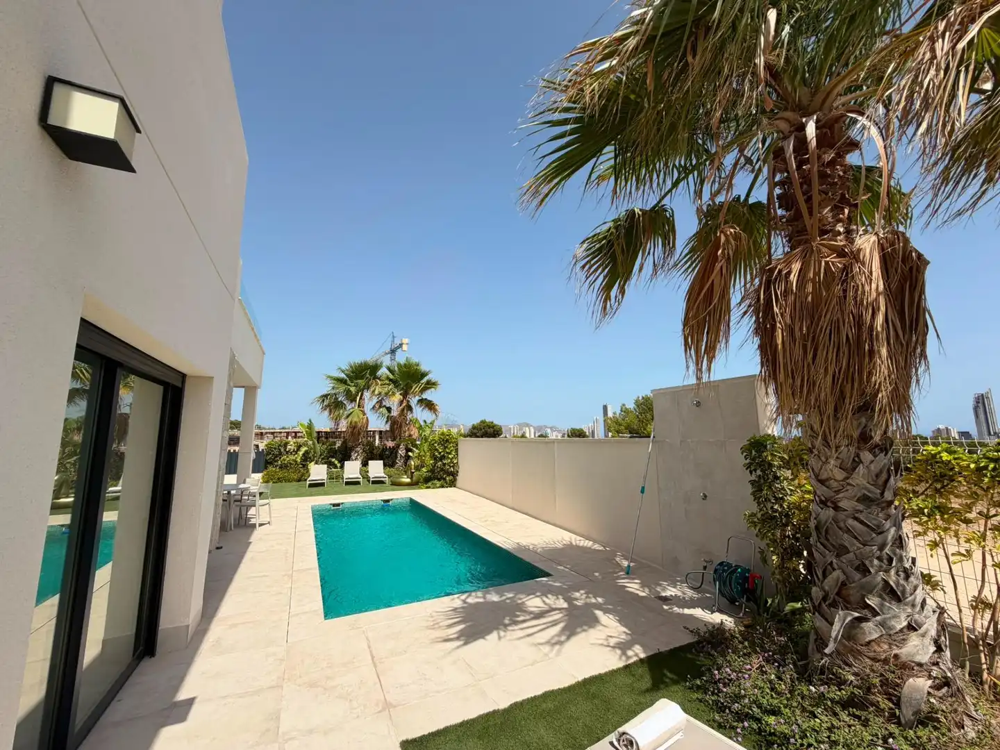 Piscina de Casa o xalet de lloguer en Finestrat amb Aire condicionat, Jardí privat i Terrassa