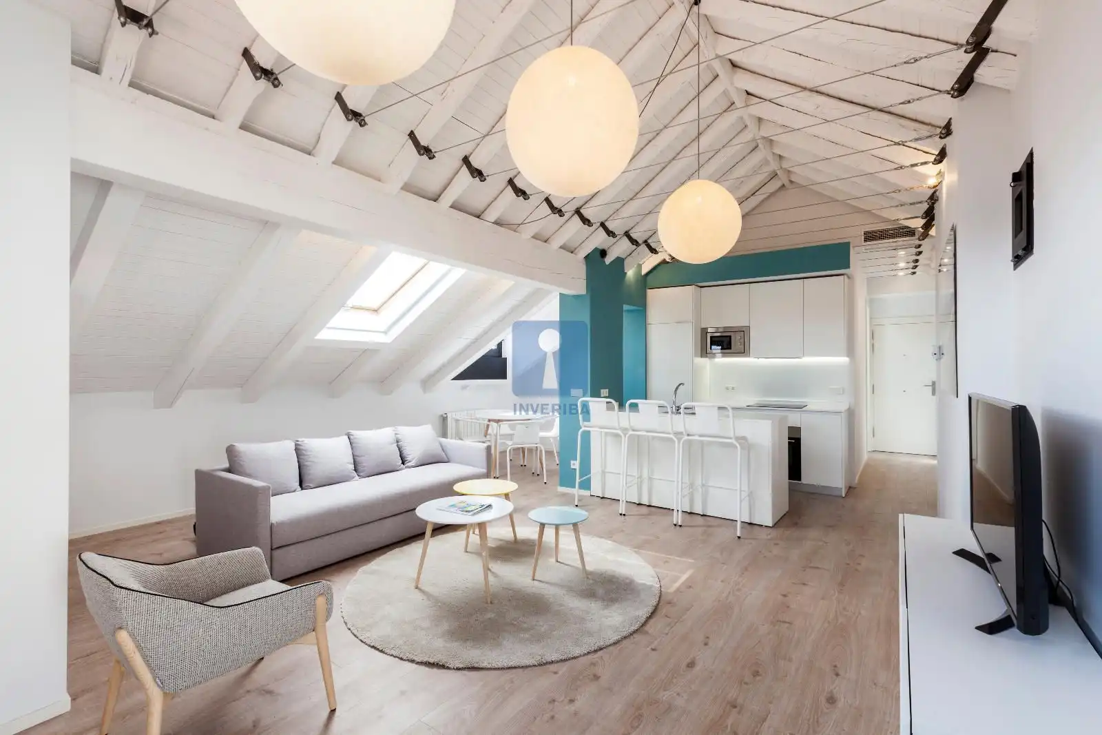 Living room of Attic for rent in Madrid  with Air Conditioner, Heating and Parquet flooring