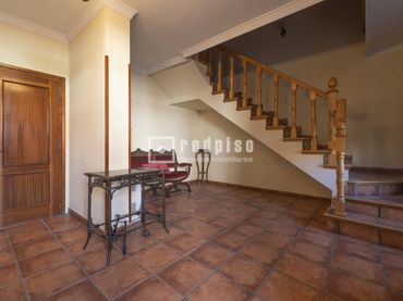 Casa amb jardí en venda a Noblejas