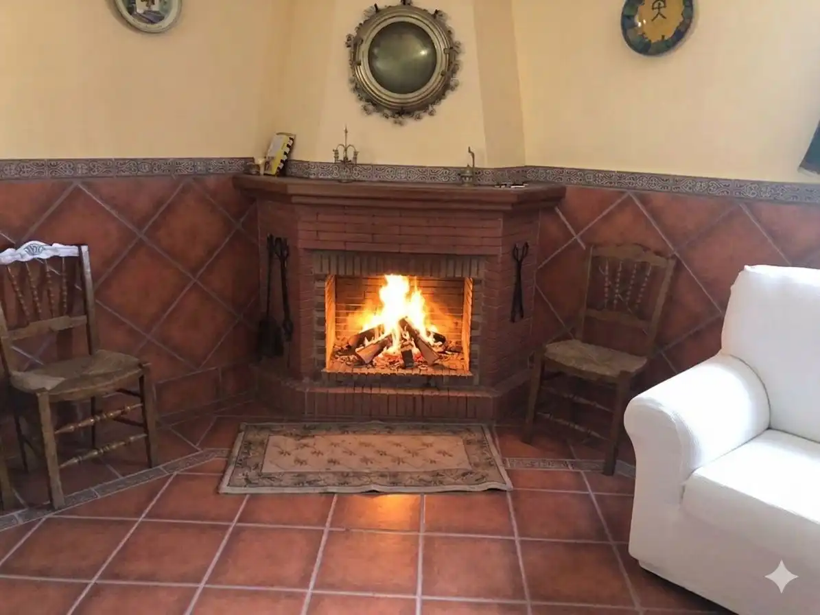 Sala d'estar de Casa adosada en venda en Cuevas de San Marcos amb Calefacció, Terrassa i Alarma