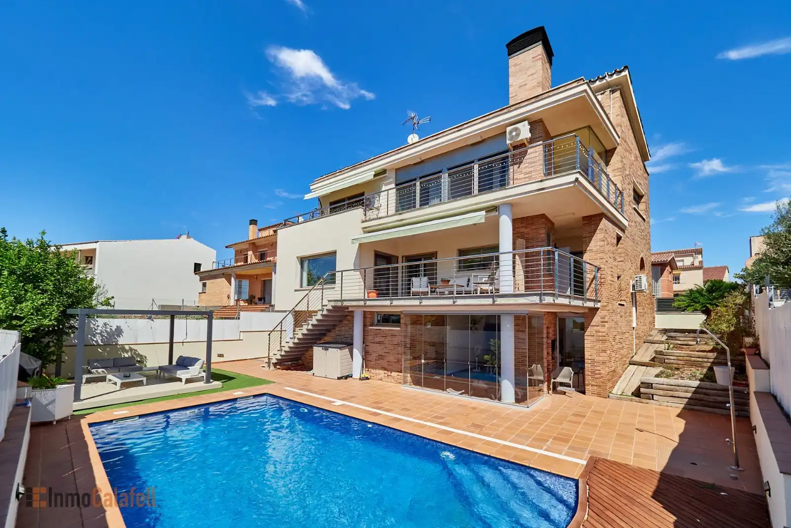 Villa mit Terrasse zum Verkauf in Sanera 7